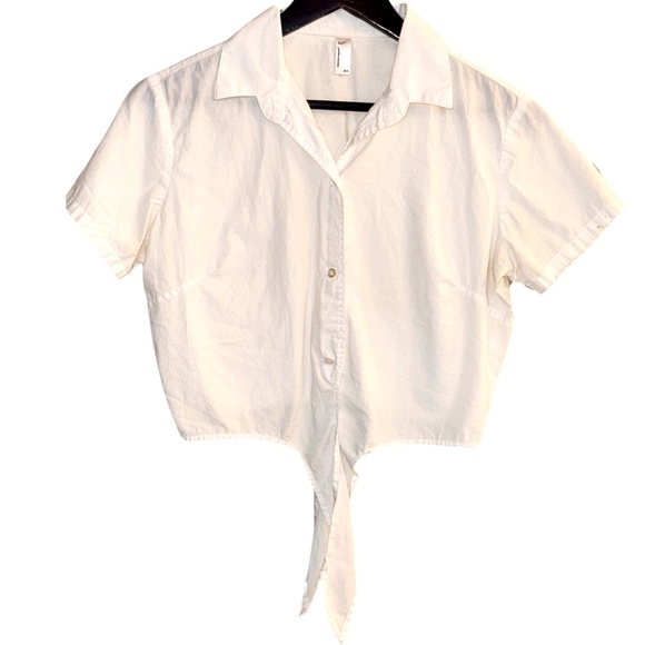 American Apparel Tie-Front Crop Top - Picture 4 of 4